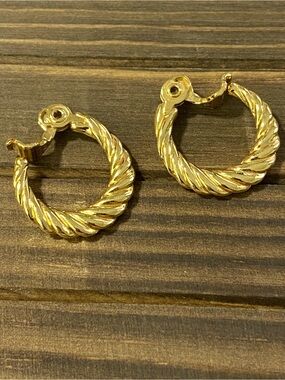 Vintage Monet Twisted Rope Gold Tone Clip-On Hoop Earrings